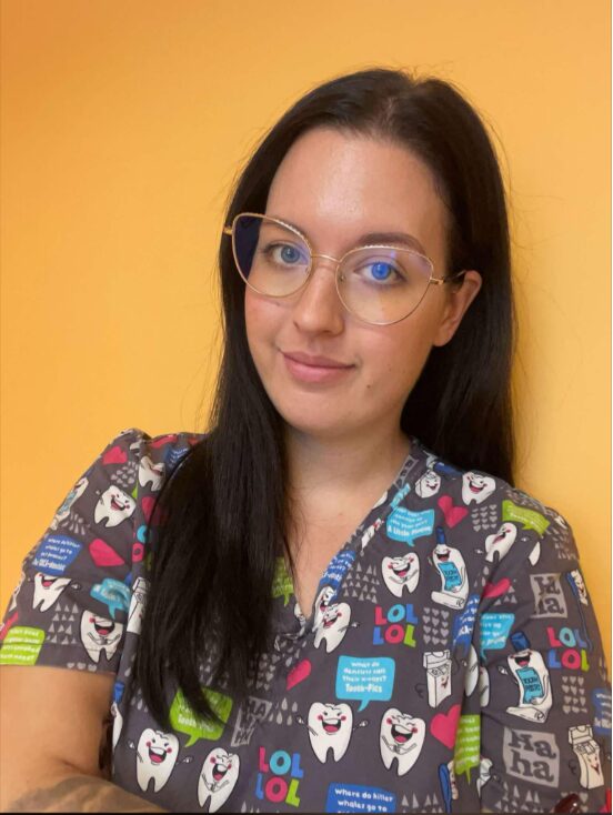 Novák Gabriella szakasszisztens, klinikai fogászati higiénikus